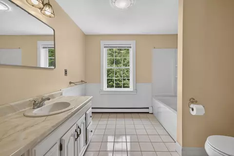Bath - 141 Mitchell Rd, Nottingham, NH 03290 photo 3 of 4
