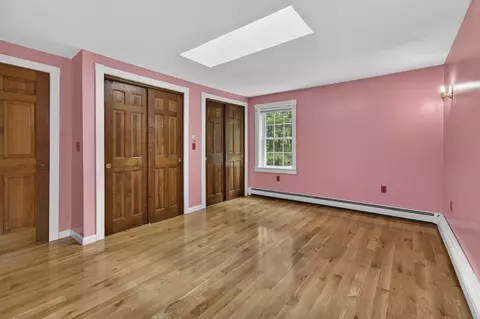 Bedroom - 141 Mitchell Rd, Nottingham, NH 03290 photo 6 of 10