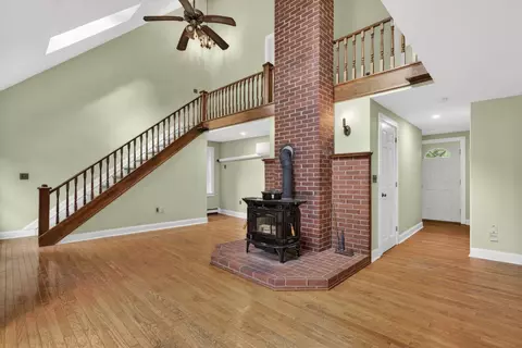 Living - 141 Mitchell Rd, Nottingham, NH 03290 photo 4 of 11