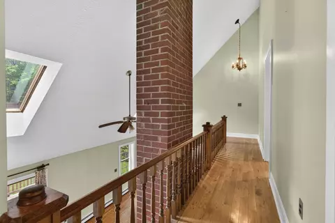 Entry Way - 141 Mitchell Rd, Nottingham, NH 03290 photo 3 of 3