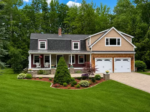 16 Hampshire Dr, Gilford, NH 03249