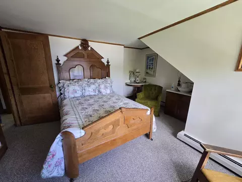 Bedroom - 1921 Shadow Lake Rd, Glover, VT 05839 photo 7 of 7