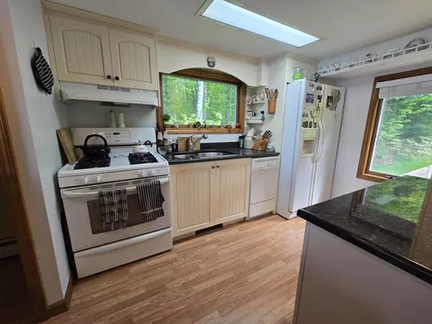 Kitchen - 1921 Shadow Lake Rd, Glover, VT 05839 photo 3 of 4