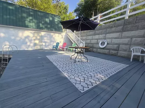 Exterior - 1921 Shadow Lake Rd, Glover, VT 05839 photo 13 of 15