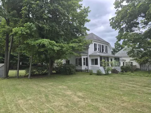22 Fairview Ave, Derry, NH 03038