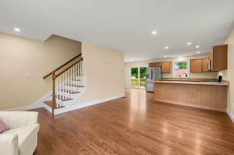 Living - 5 Violette Dr # A, Epping, NH 03042 photo 4 of 5