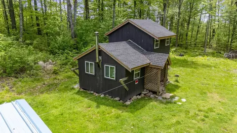 444 Potato Hl, Unity, NH 03743