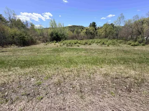 736 John Stark Hwy, Newport, NH 03773