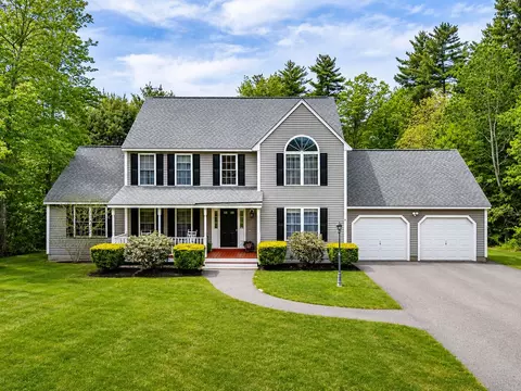 7 Westminster Ln, Auburn, NH 03032