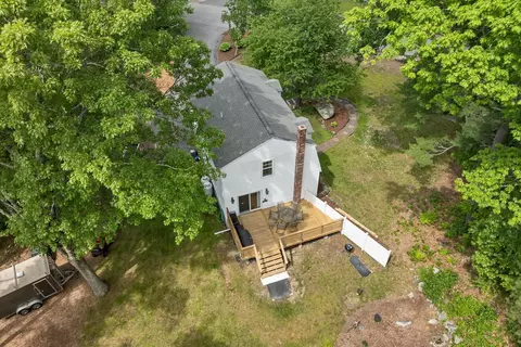 Exterior - 40 Sheldon Rd, Derry, NH 03038 photo 6 of 10