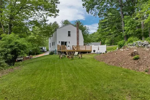 Exterior - 40 Sheldon Rd, Derry, NH 03038 photo 5 of 10