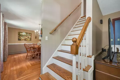 Entry Way - 40 Sheldon Rd, Derry, NH 03038 photo 3 of 3