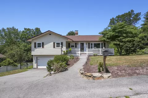 1 Tate St, Hudson, NH 03051