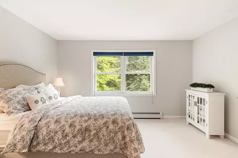Bedroom - 31 Barrett Ln, Williston, VT 05495 photo 5 of 10