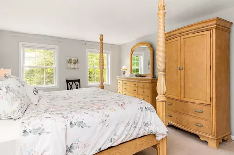 Bedroom - 31 Barrett Ln, Williston, VT 05495 photo 2 of 10