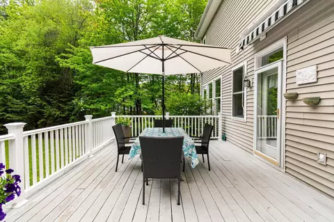 Exterior - 31 Barrett Ln, Williston, VT 05495 photo 7 of 11