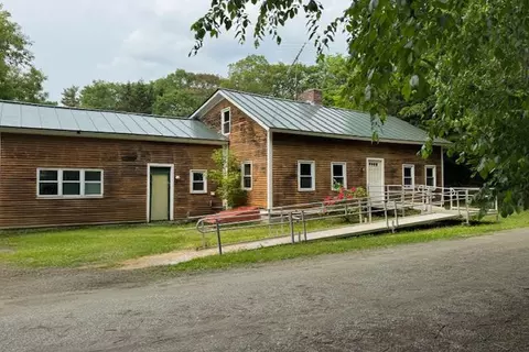 809 Gorhamtown Rd, Poultney, VT 05764