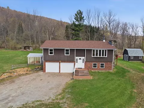Exterior - 12 Briar Patch Ln, Underhill, VT 05489 photo 2 of 11