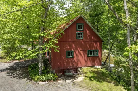 Exterior - 142 Dover Rd, Williamsville, VT 05362 photo 11 of 11