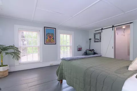 Bedroom - 142 Dover Rd, Williamsville, VT 05362 photo 5 of 7