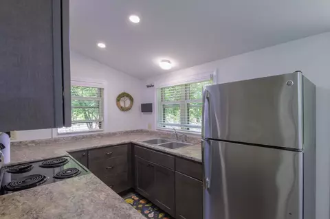 Kitchen - 142 Dover Rd, Williamsville, VT 05362 photo 4 of 5