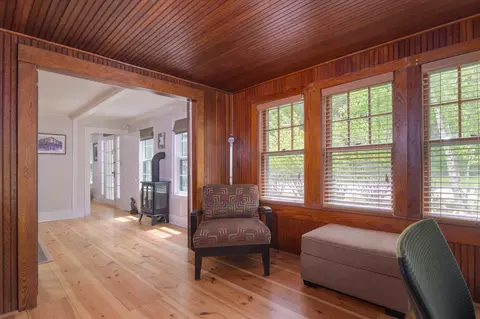 Entry Way - 142 Dover Rd, Williamsville, VT 05362 photo 1 of 3