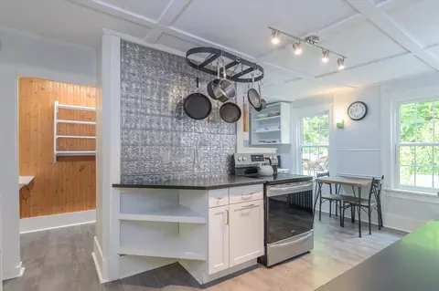 Kitchen - 142 Dover Rd, Williamsville, VT 05362 photo 1 of 5