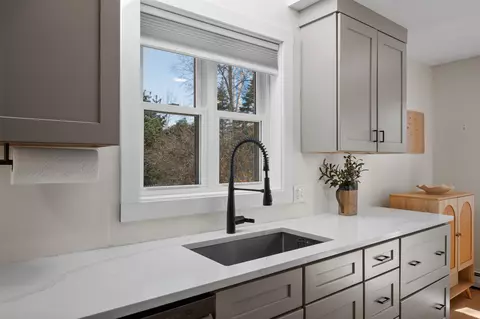 Kitchen - 41 Esker Rd, Hampton, NH 03842 photo 4 of 5