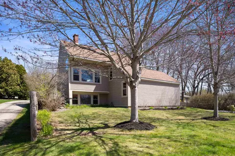 41 Esker Rd, Hampton, NH 03842