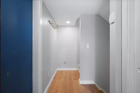 Entry Way - 41 Esker Rd, Hampton, NH 03842 photo 2 of 7