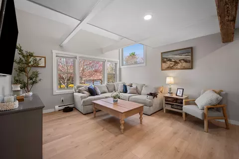 Living - 41 Esker Rd, Hampton, NH 03842 photo 1 of 2