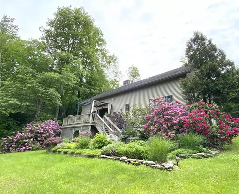 1041 Church Hollow Rd, Guilford, VT 05301