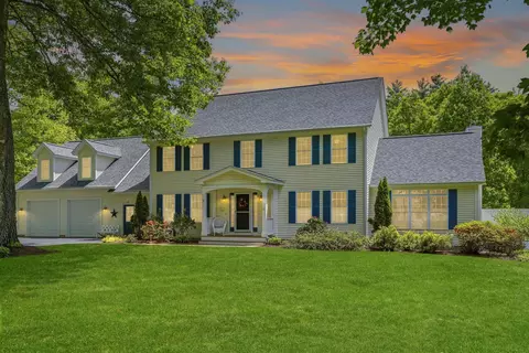6 Klara Dr, Merrimack, NH 03054