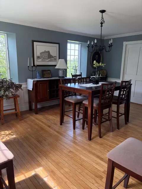 Dining - 114 Dearborn Rd, Epping, NH 03042 photo 2 of 2