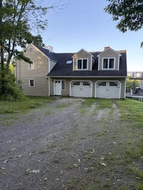 Exterior - 114 Dearborn Rd, Epping, NH 03042 photo 3 of 5