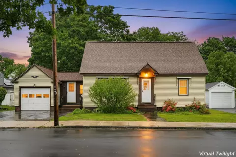 46 Marshall St, Nashua, NH 03060