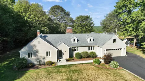 9 Audley Dv, Bow, NH 03304