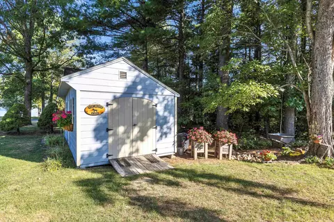 Exterior - 9 Audley Dv, Bow, NH 03304 photo 7 of 15