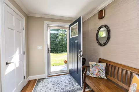 Entry Way - 9 Audley Dv, Bow, NH 03304 photo 1 of 3