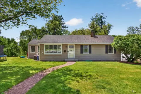 1 Newell Dr, Derry, NH 03038
