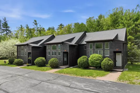 14 Marsden Dr, Glen, NH 03838