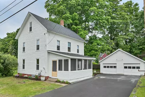 33 Spruce St, Concord, NH 03301