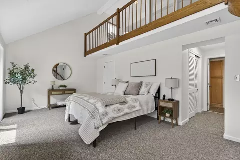 Bedroom - 37 Stacey Cir, Windham, NH 03087 photo 5 of 5