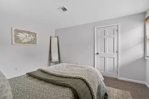 Bedroom - 37 Stacey Cir, Windham, NH 03087 photo 3 of 5