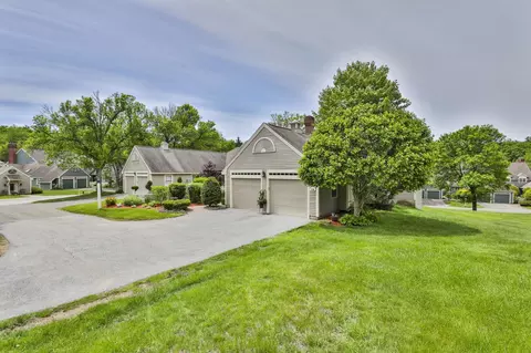 12 Wright Farm Rd #12, Atkinson, NH 03811