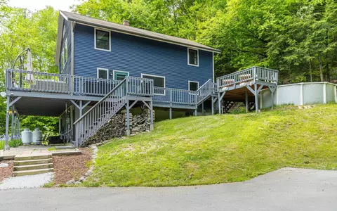 189 Crane Brook Rd, Langdon, NH 03602
