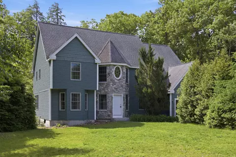 6 Dunnmoore Dr #126-E, Bow, NH 03304