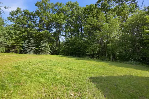 Exterior - 6 Dunnmoore Dr, Bow, NH 03304 photo 6 of 12