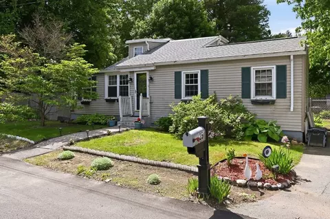 25 Eastman Ave, Bedford, NH 03110