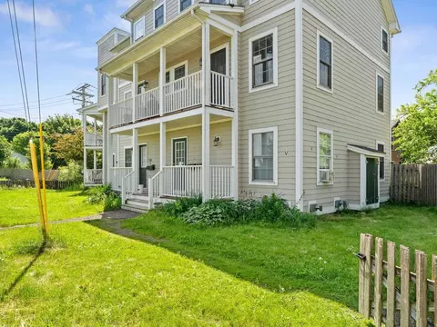 235 Park St #7, Burlington, VT 05401